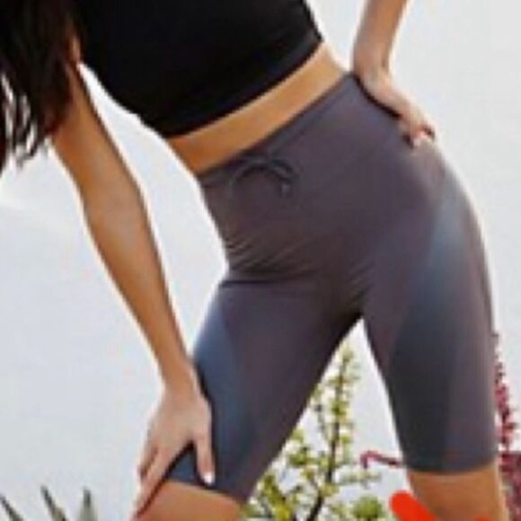 Free people movement tap back ribbed mesh biker shorts gray - Picture 1 of 14